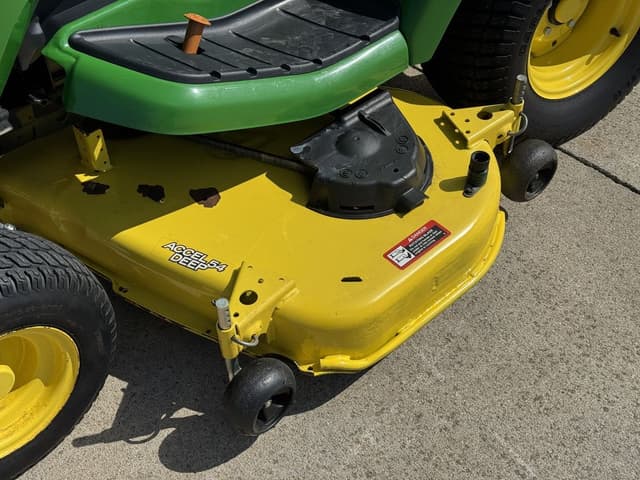 Image of John Deere X584 equipment image 4