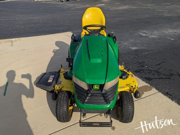 Image of John Deere X590 equipment image 2