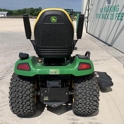 Image of John Deere X590 equipment image 4