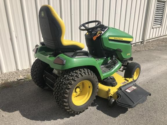 Image of John Deere X590 equipment image 4