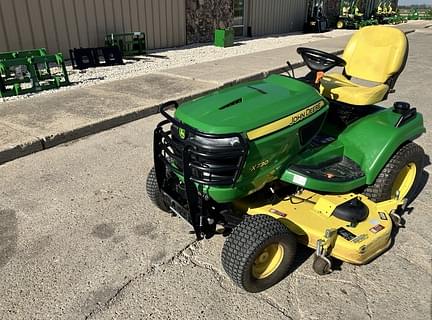 Image of John Deere X730 equipment image 4