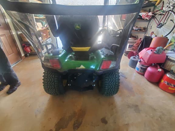 Image of John Deere X738 equipment image 2