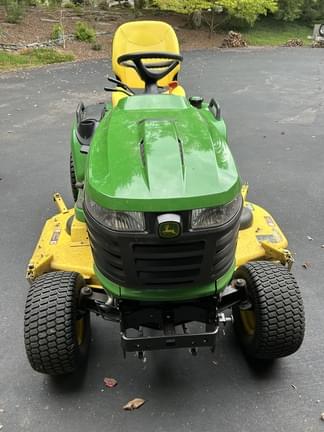 Image of John Deere X750 equipment image 1
