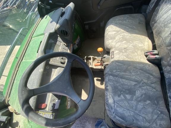 Image of John Deere Gator XUV 825i equipment image 2