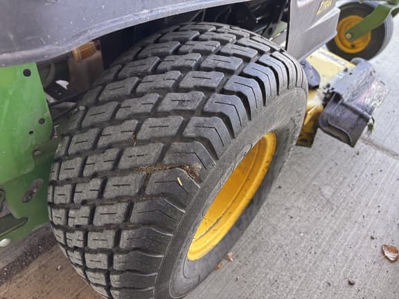 Image of John Deere Z525E equipment image 4