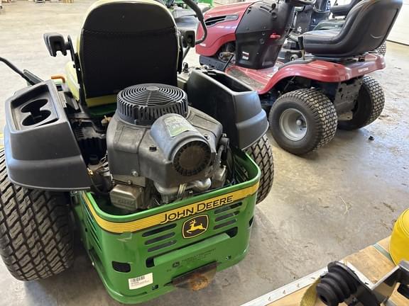 Image of John Deere Z535M equipment image 3