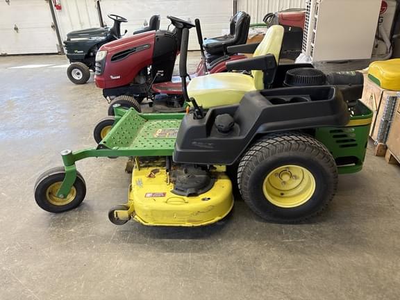 Image of John Deere Z535M equipment image 1