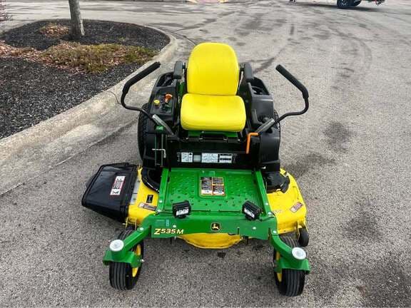 Image of John Deere Z535M equipment image 1