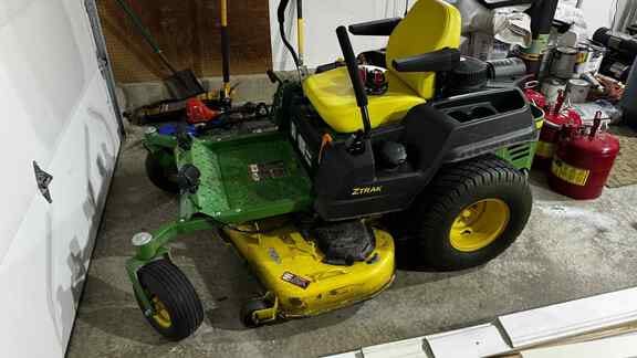 2016 John Deere Z535M Equipment Image0