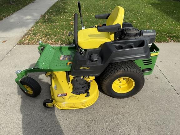 Image of John Deere Z535M equipment image 1