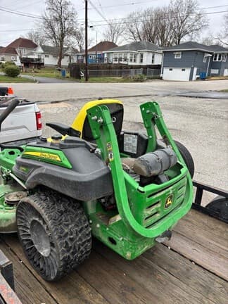 Image of John Deere Z915B equipment image 3