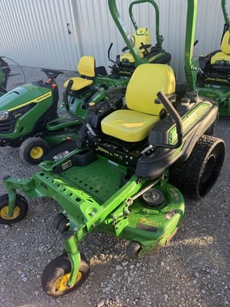 Image of John Deere Z915E equipment image 1