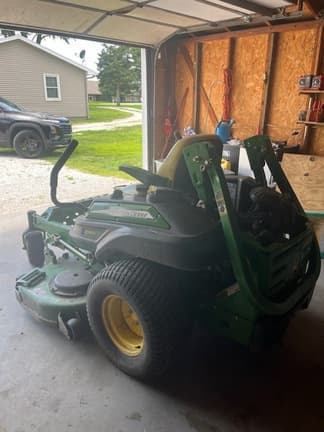 Image of John Deere Z920M equipment image 2