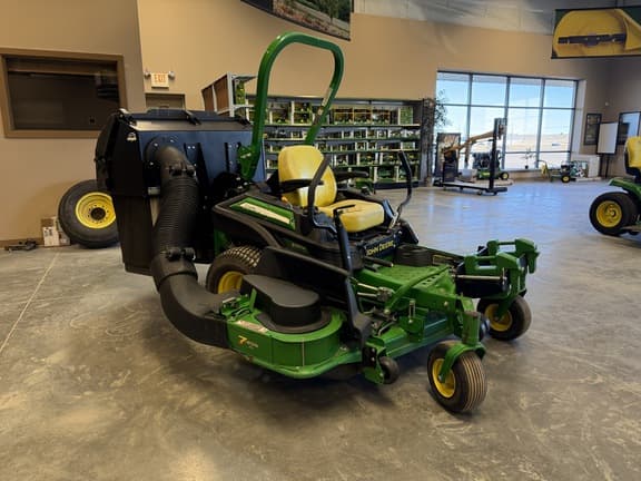Image of John Deere Z930M equipment image 1