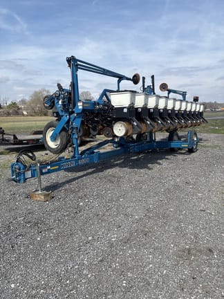 2016 Kinze 3600 Equipment Image0