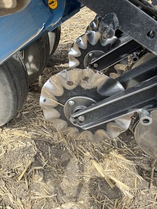Image of Kinze 3700 equipment image 1