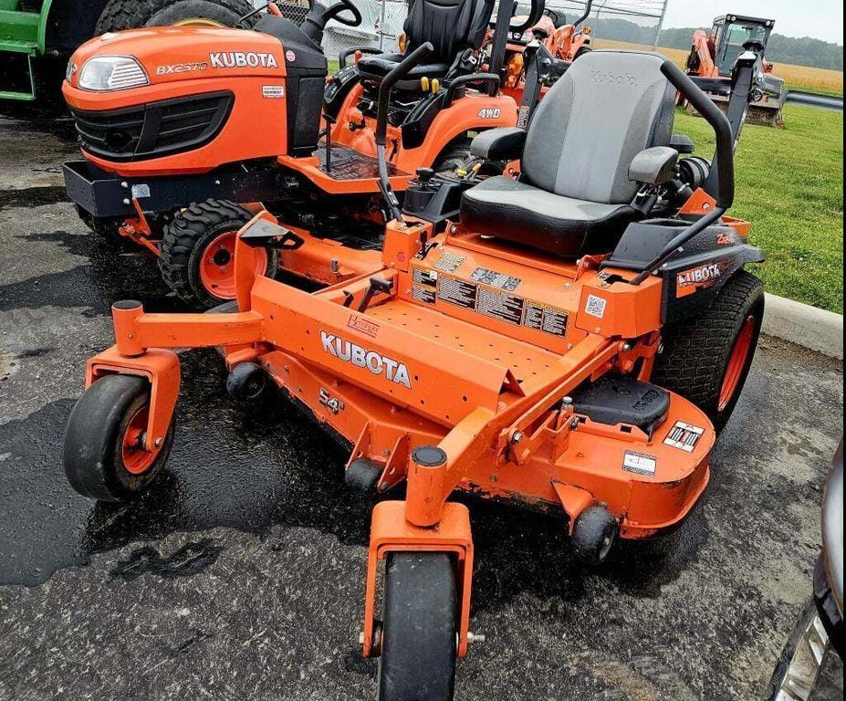 2016 Kubota Z724 Equipment Image0