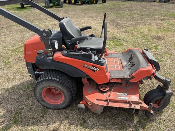 Image of Kubota ZD331 equipment image 3