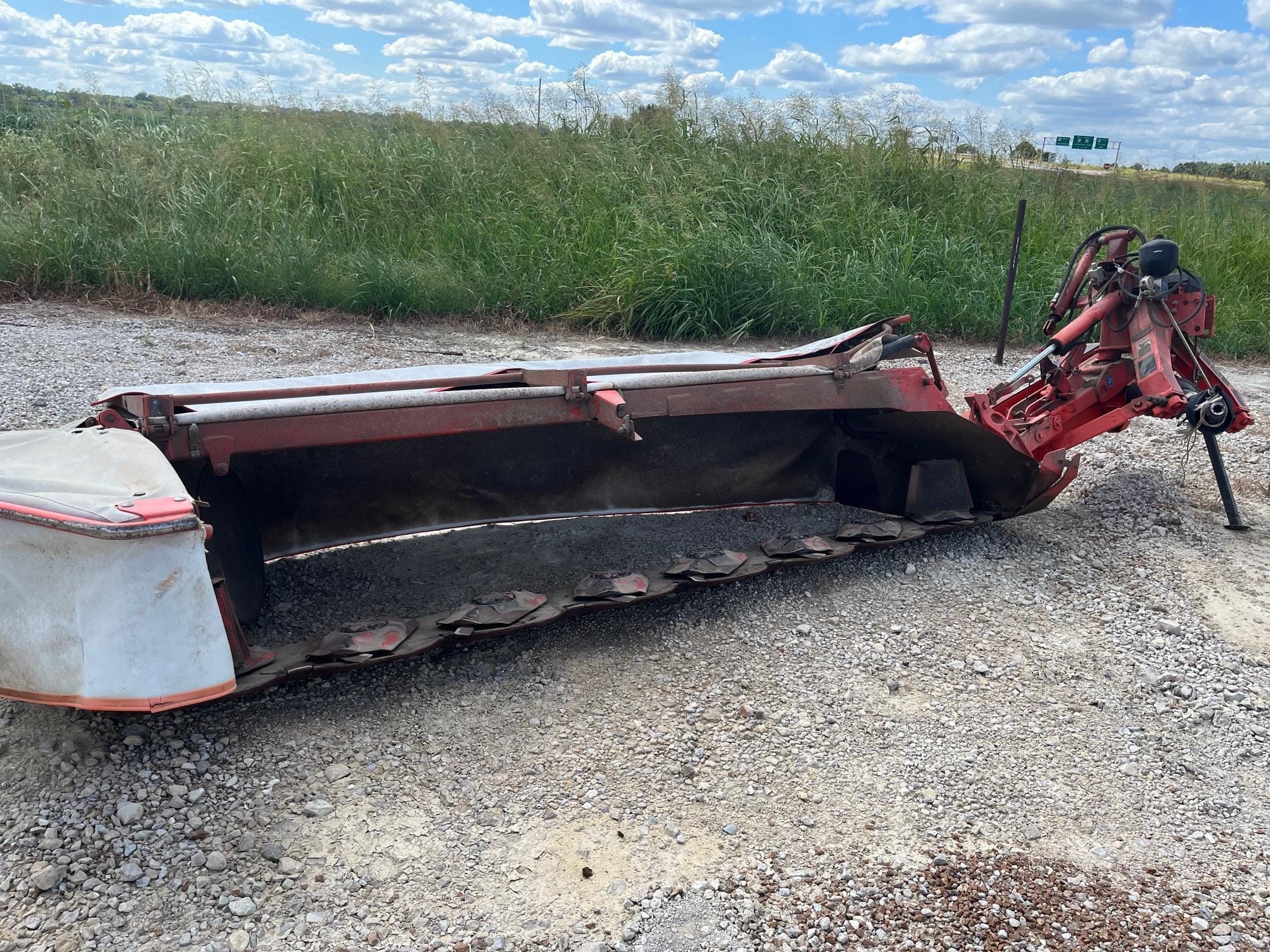 2016 Kuhn GMD350 Equipment Image0