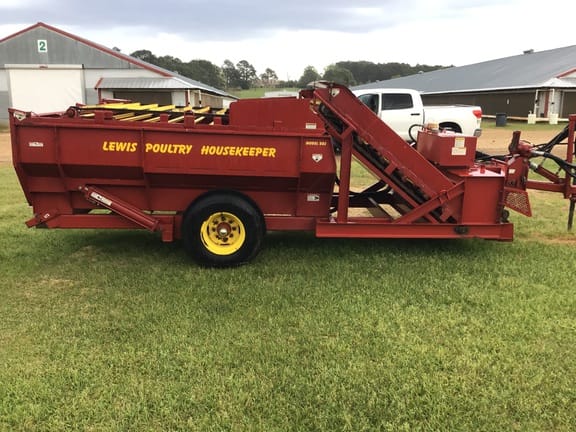 2016 Lewis Brothers DB2 Equipment Image0