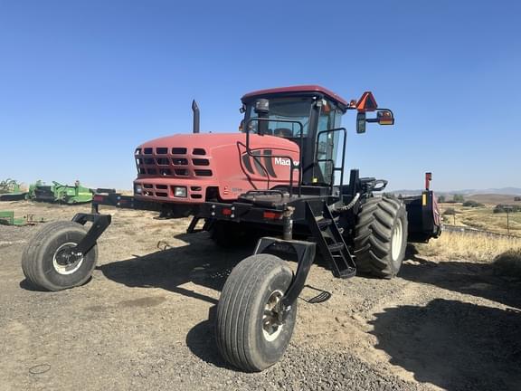 Image of MacDon M155E4 equipment image 4