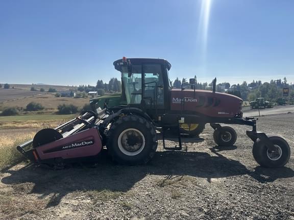 Image of MacDon M155E4 equipment image 2