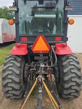 Image of Mahindra 1538 equipment image 3