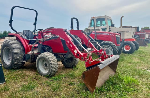 Image of Massey Ferguson 1736 equipment image 1