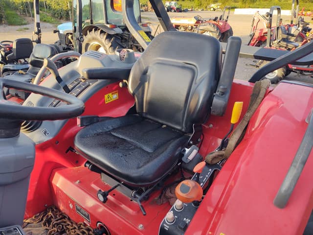 Image of Massey Ferguson 1736 equipment image 4