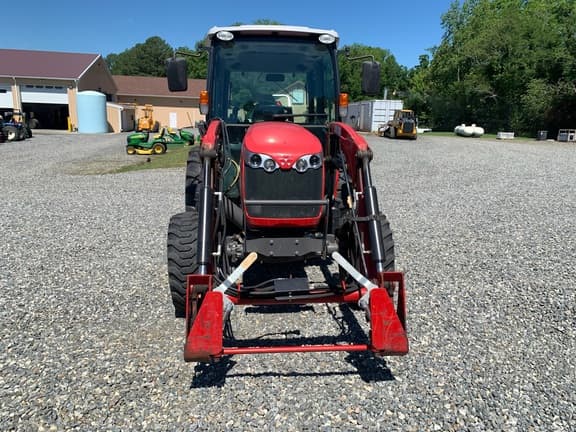 Image of Massey Ferguson 1749 equipment image 2
