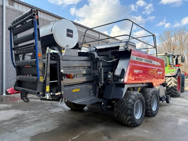 Image of Massey Ferguson 2270XD equipment image 4