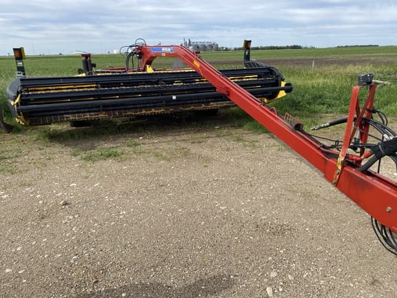 Image of New Holland H7150 Primary image