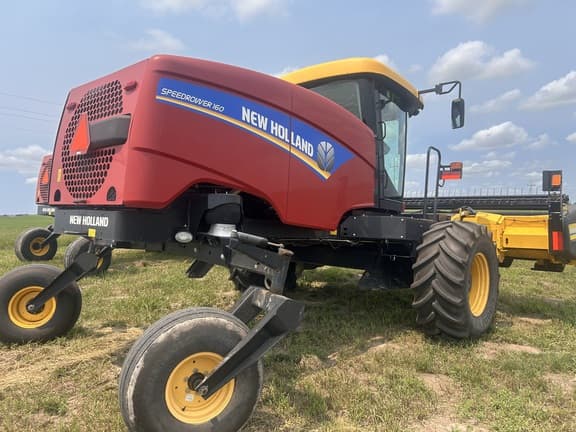 Image of New Holland Speedrower 160 equipment image 2