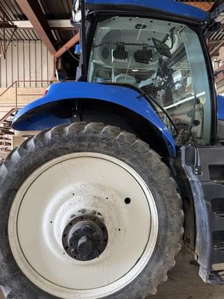 Image of New Holland T8.320 equipment image 1
