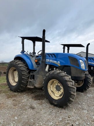 2016 New Holland TS6.110 Equipment Image0