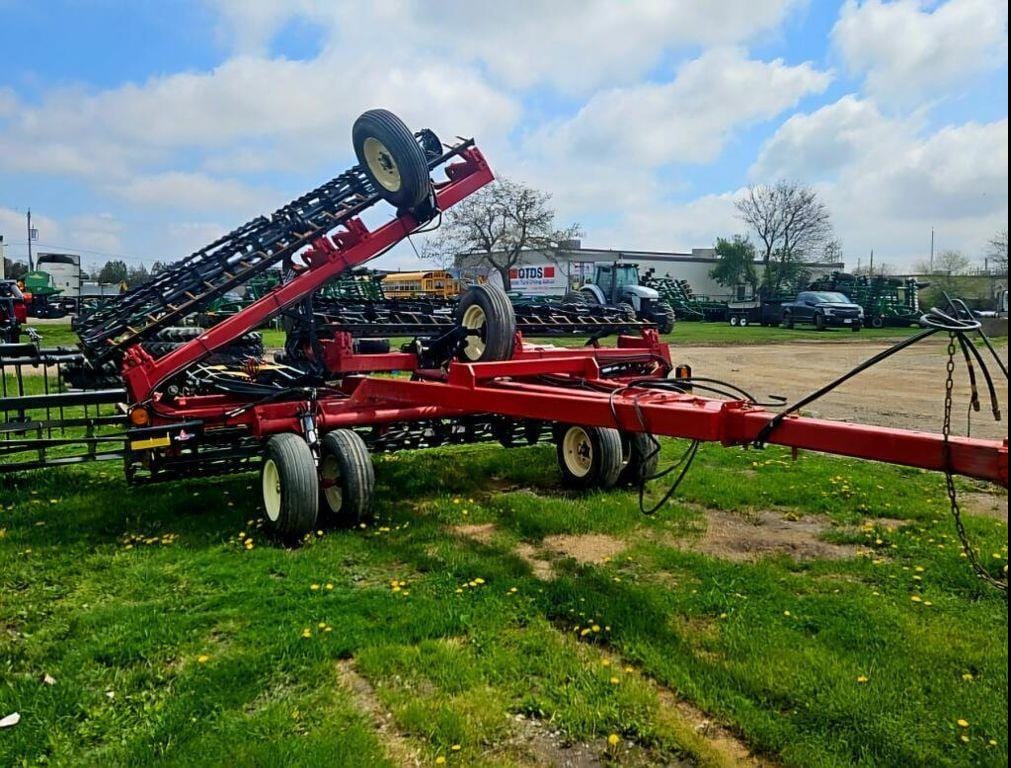 2016 Unverferth 1225 Equipment Image0