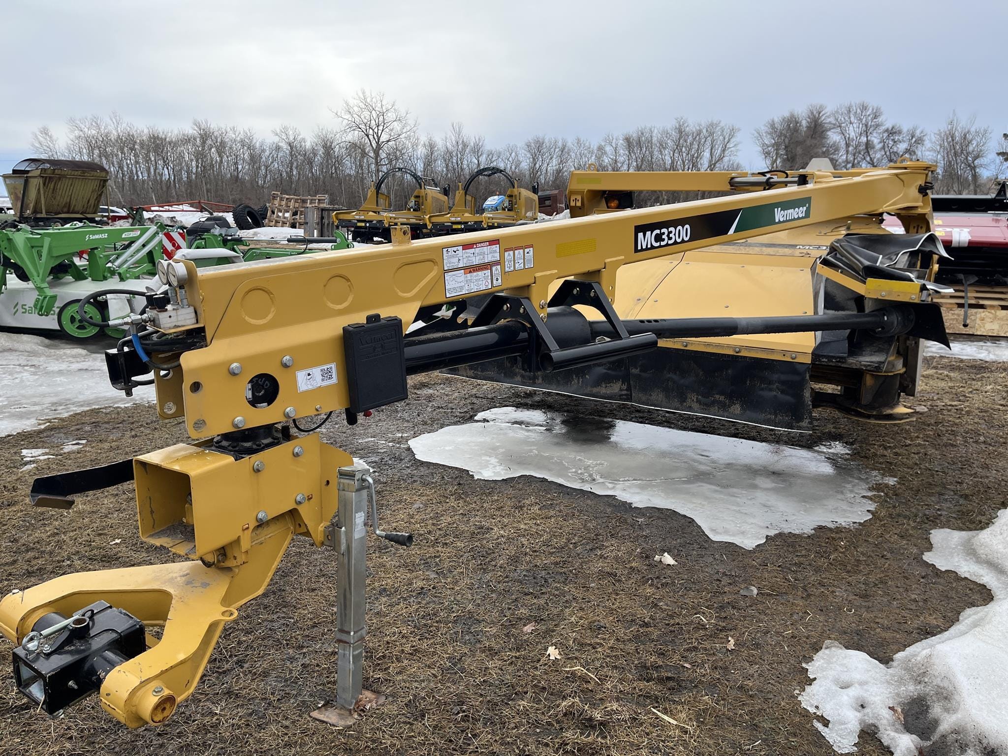 2016 Vermeer MC3300 Equipment Image0