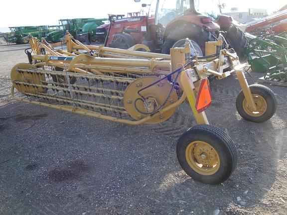 Image of Vermeer R2300 equipment image 2