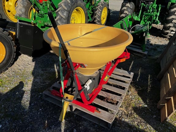 2016 Vicon PS225 Equipment Image0