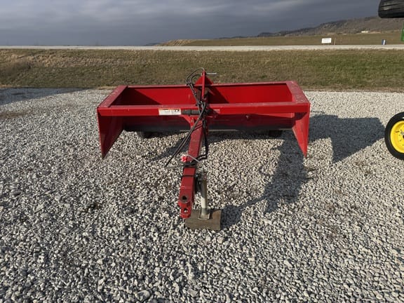 2016 Westendorf WL-8 Equipment Image0