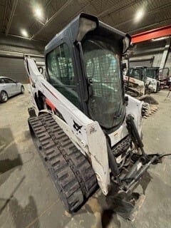2017 Bobcat T595 Equipment Image0