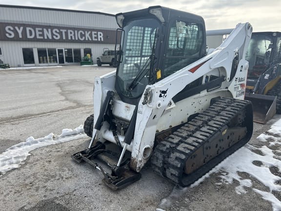 2017 Bobcat T870 Equipment Image0