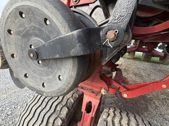 Image of Case IH 1265 equipment image 2