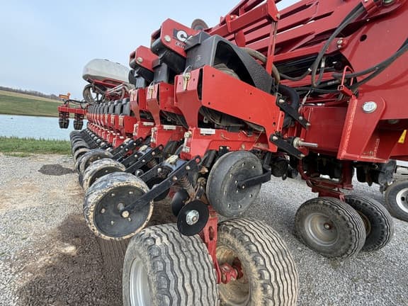 Image of Case IH 1265 equipment image 1