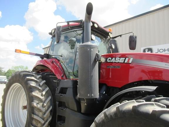 Image of Case IH Magnum 250 equipment image 4