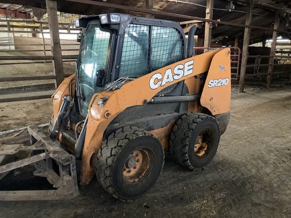 2017 Case SR210 Equipment Image0