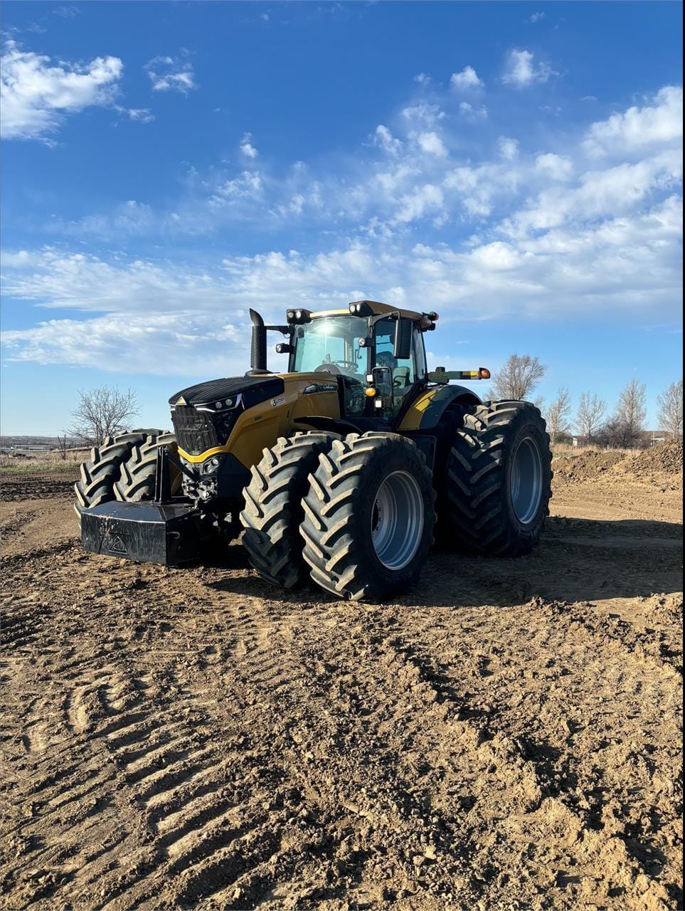 2017 Challenger 1046 Equipment Image0