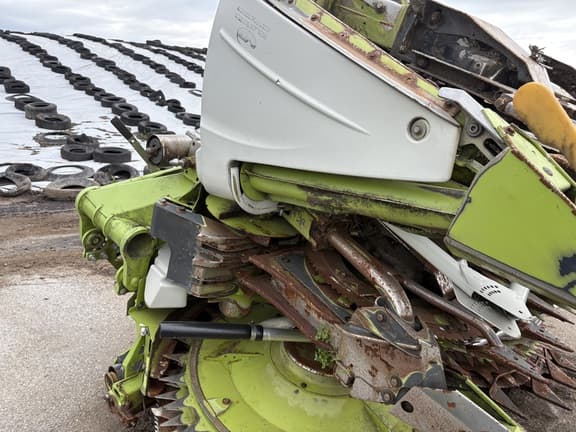 Image of CLAAS Orbis 750 equipment image 4