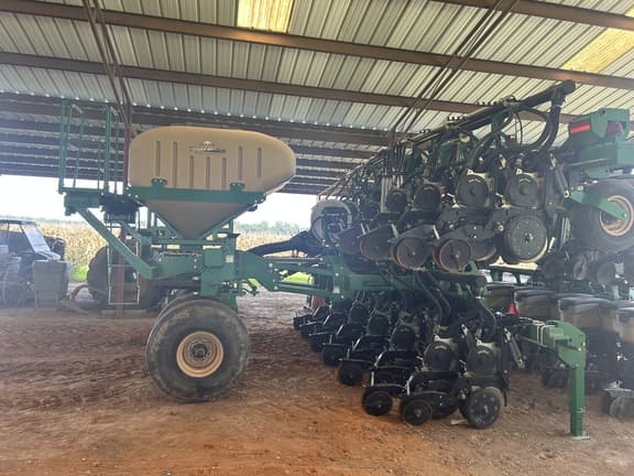 Image of Great Plains 3PYPA-24TR40 equipment image 3