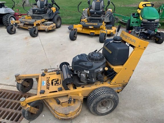 2017 Hustler Trimstar Equipment Image0
